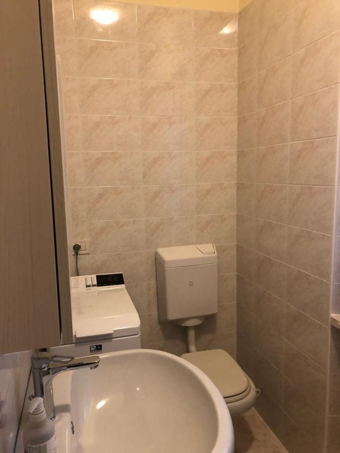 Casa Patrizia Daire Torri Del Benaco Dış mekan fotoğraf