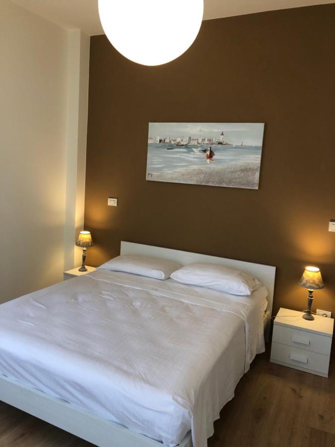 Casa Patrizia Daire Torri Del Benaco Dış mekan fotoğraf